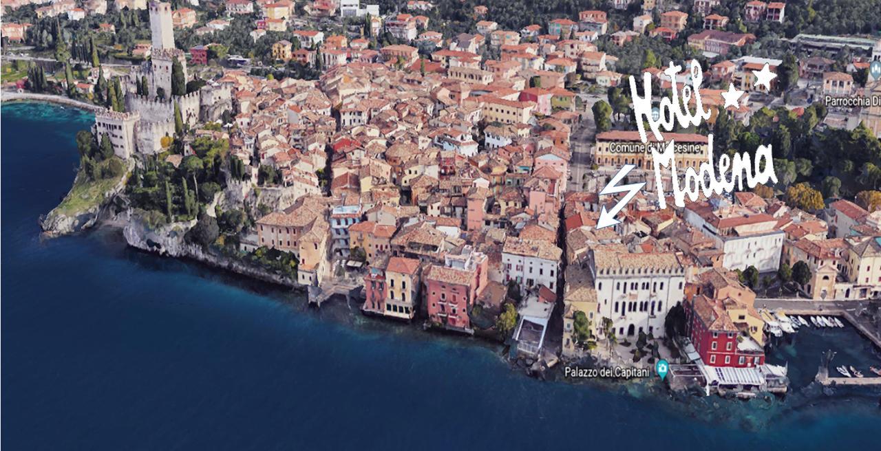 Hotel Modena Old Town Малчезине Екстериор снимка